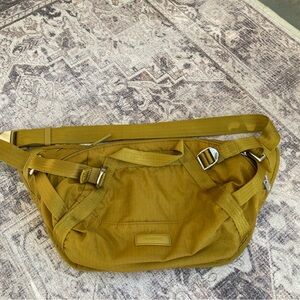 Athleta Fanny Pack EUC